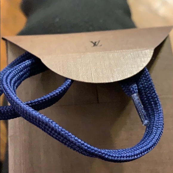 Authentic Louis Vuitton python and pony sneakers - Picture 2 of 9